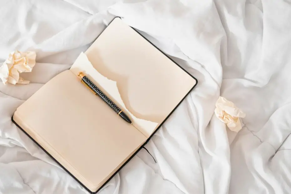 101 Fun and Creative Journal Entry Ideas to Spark Your Writing