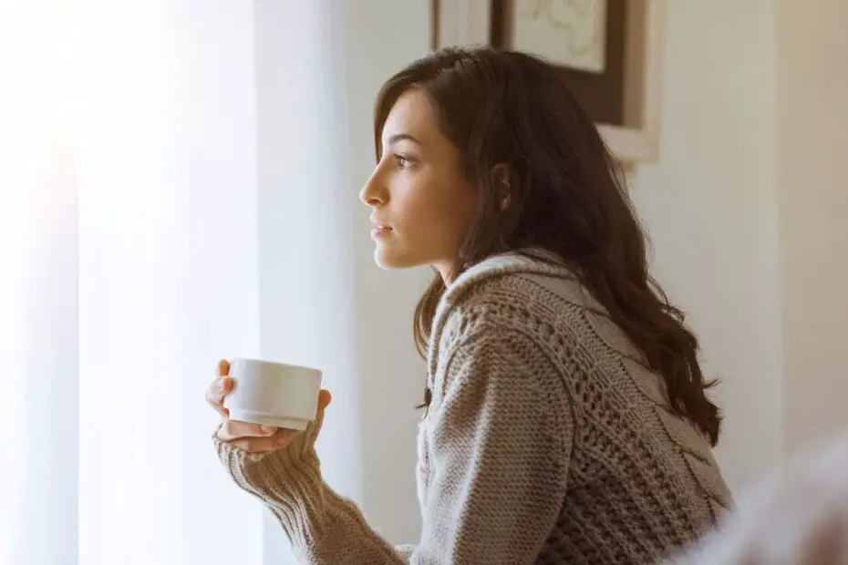 12 Sneaky Signs He’s Comparing You to His Ex
